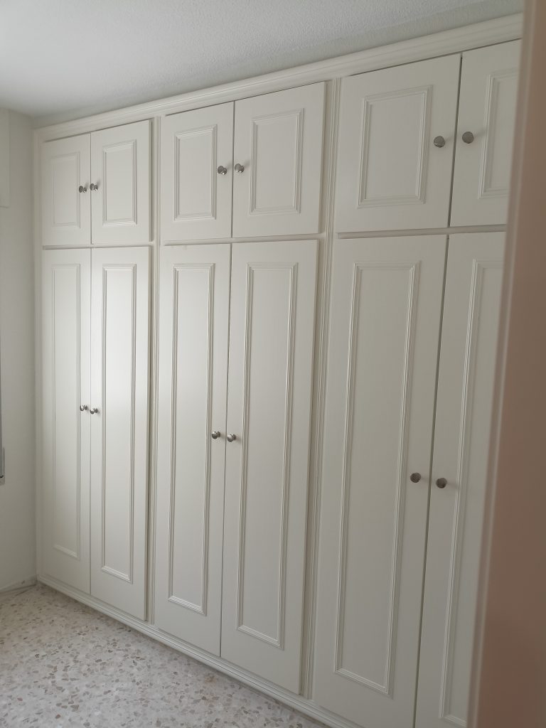 Lacado de Muebles en Córdoba 3 lacado de mueble empotrado en blanco realizado en Cordoba por SG Lacados